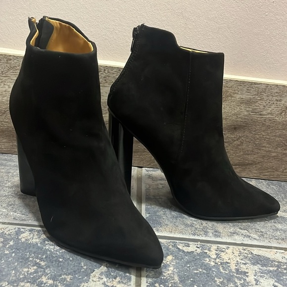 Little black boots Revamped by siren black ankle cut boot heel size 8 - Picture 8 of 10